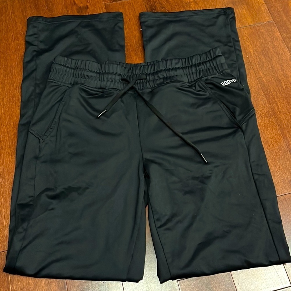 Roots size small joggers